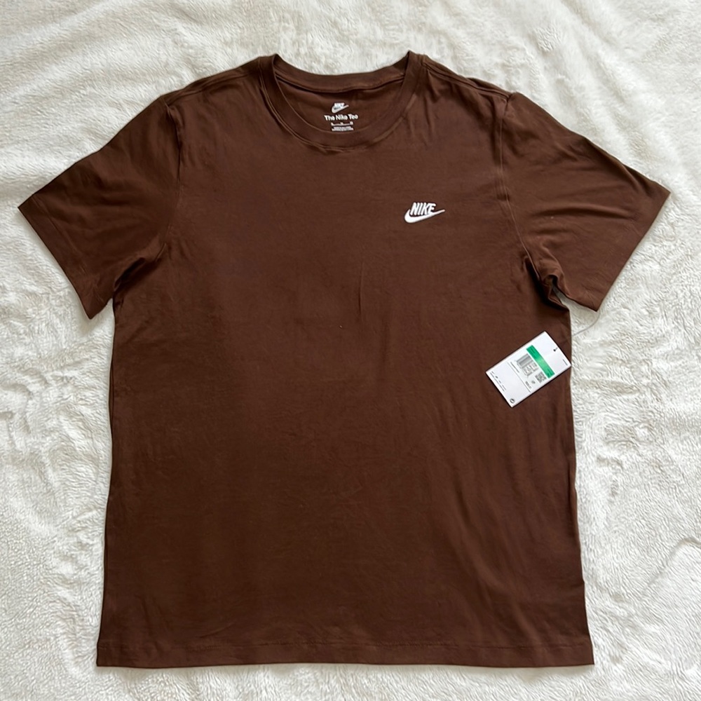 Men’s Nike Tee - XL - Brown